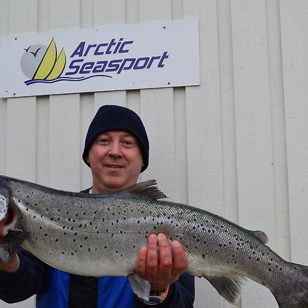 Arctic Seasport Hotel Løding Eksteriør billede